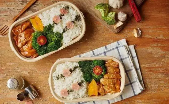 新規要求外賣冷熱食品分開放，外賣平臺：專送已實現