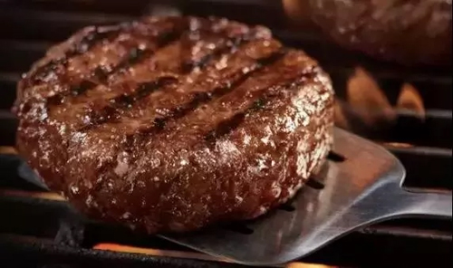 企業(yè)追捧專家質(zhì)疑，“人造肉”能否在市場立穩(wěn)腳跟