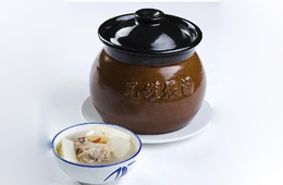  前十個月銷量超去年全年，這家企業靠“瓦罐魚”逆襲！怎么做到的？